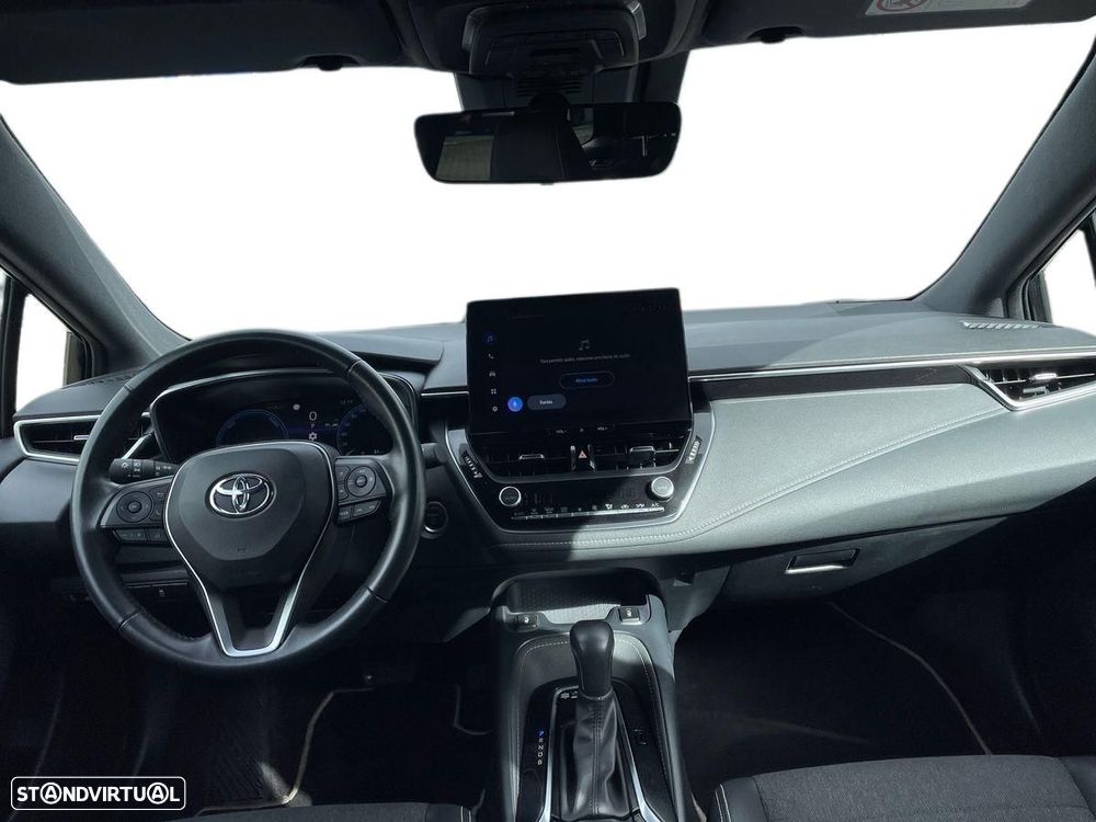 Toyota Corolla Touring Sports - 8