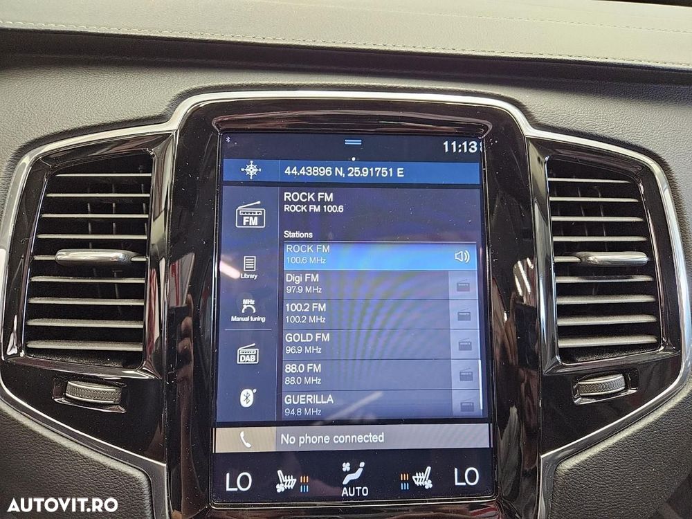 Volvo XC 90 - 9