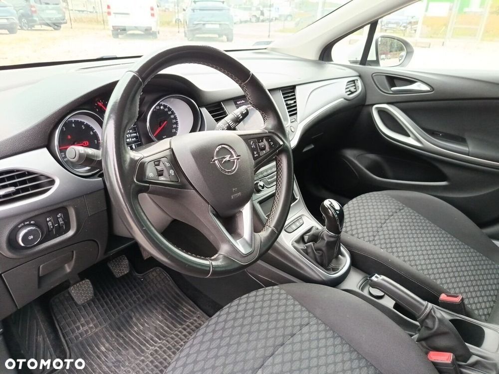 Opel Astra 1.2 T Elegance S&S - 12