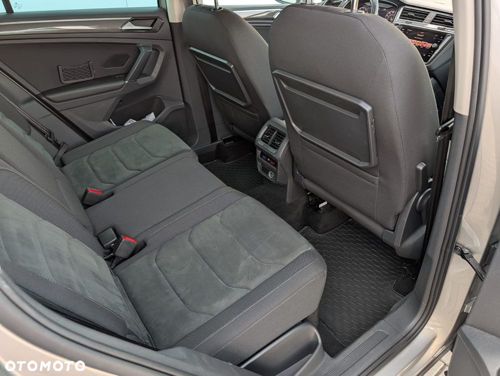 Volkswagen Tiguan - 14