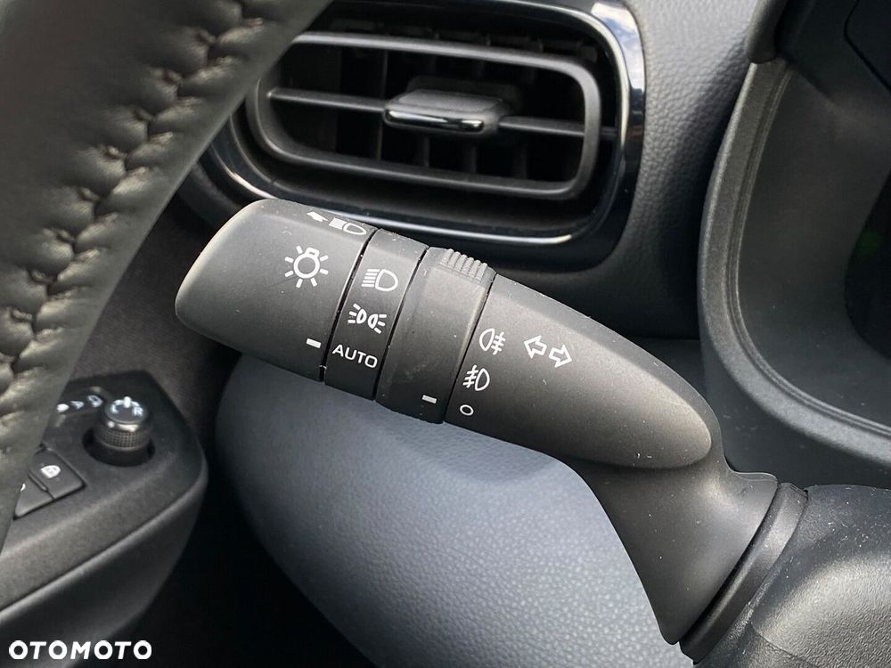 Toyota Yaris Hybrid 1.5 Premiere Edition - 26