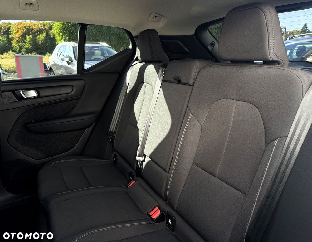 Volvo XC 40 - 28
