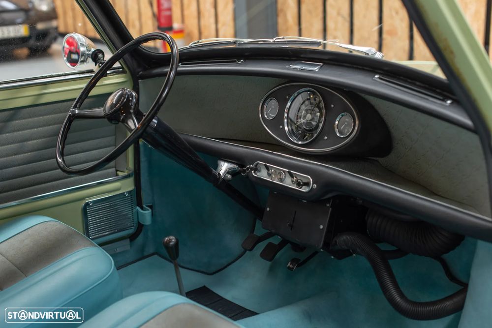 Austin Mini - 19