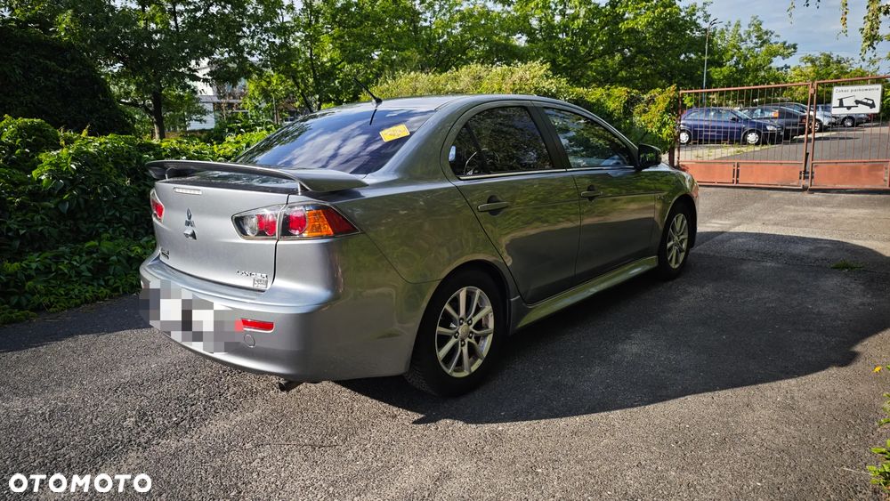 Mitsubishi Lancer 1.6 Inform - 6