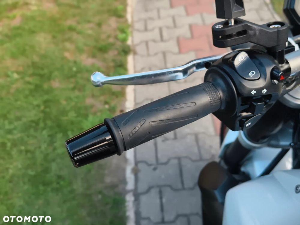 Yamaha FZ - 21