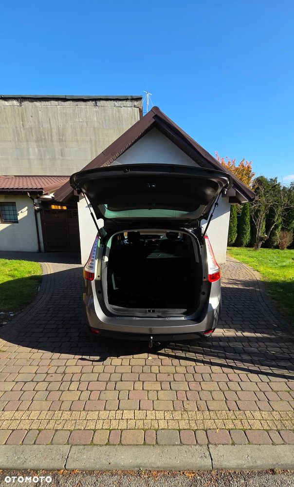 Renault Scenic 1.6 16V 110 TomTom Edition - 8