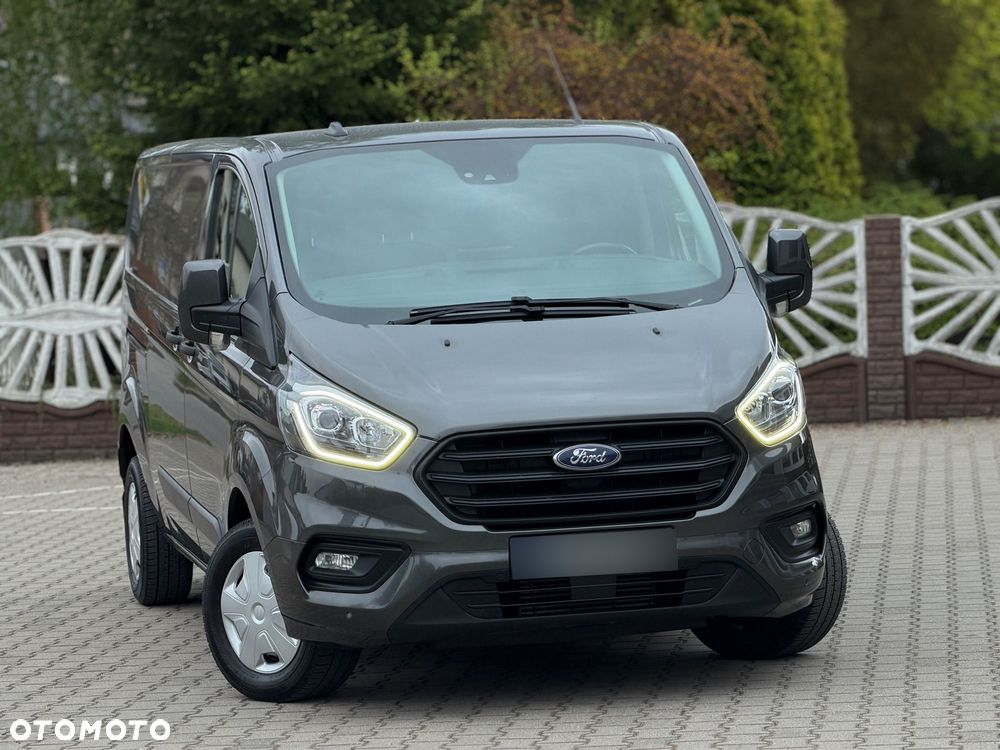 Ford TRANSIT CUSTOM - 3