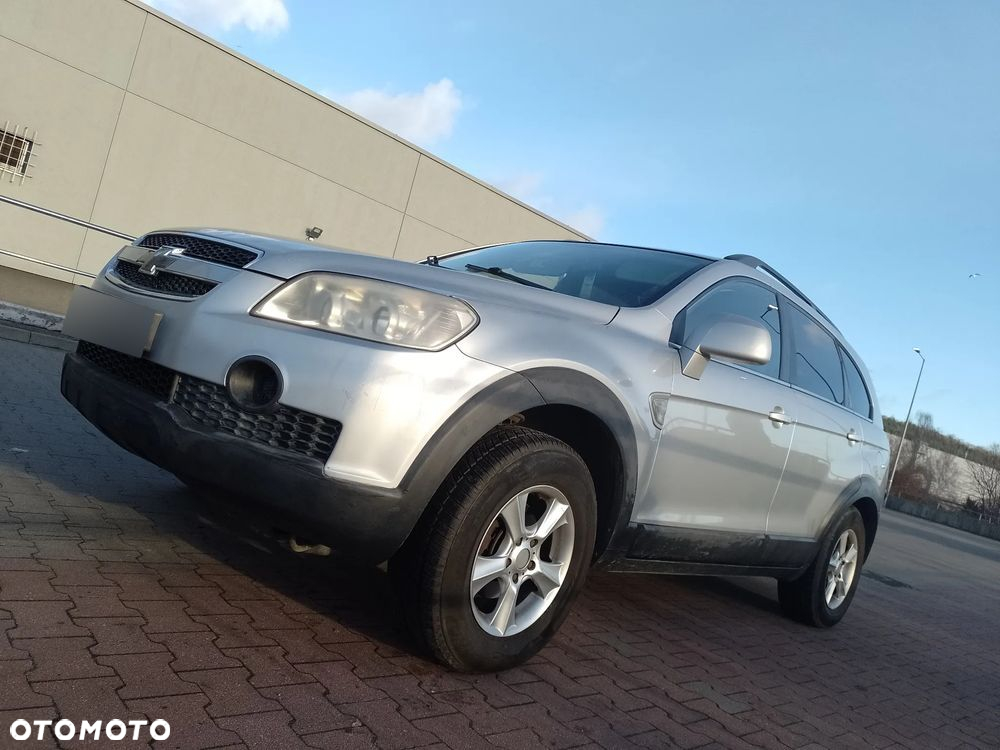 Chevrolet Captiva 2.4 LS 5os - 9