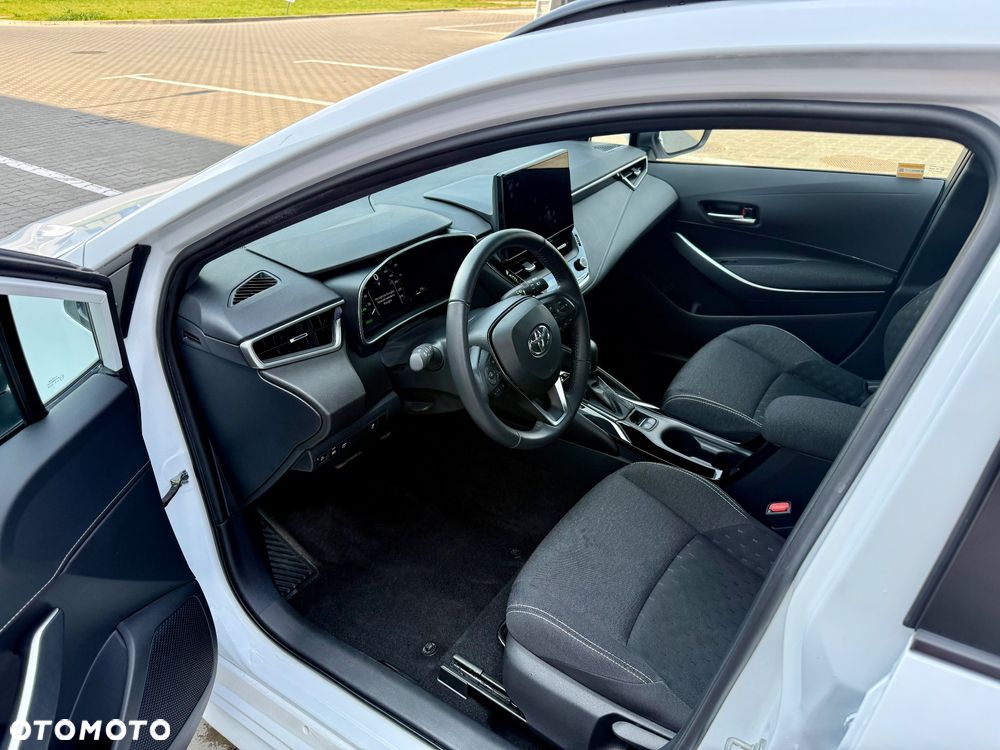 Toyota Corolla 1.8 Hybrid Comfort - 12