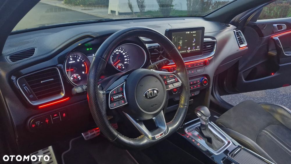 Kia ProCeed 1.6 CRDi GT Line DCT - 20