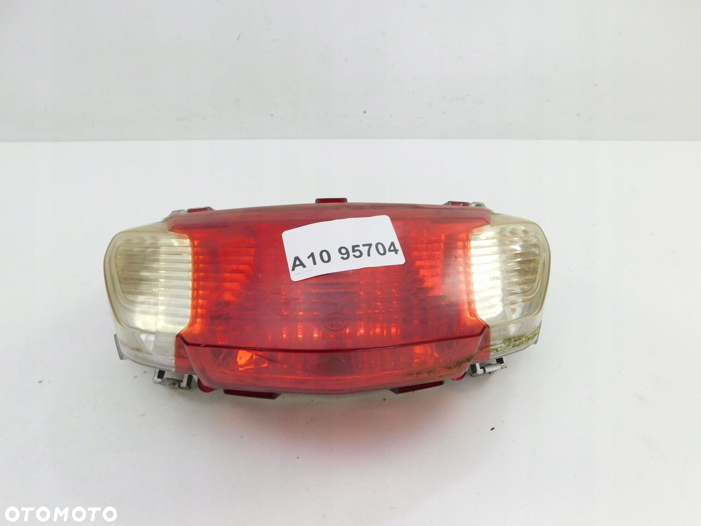 LAMPA TYLNA TYŁ DO SKUTERA CHIŃSKIEGO - 2