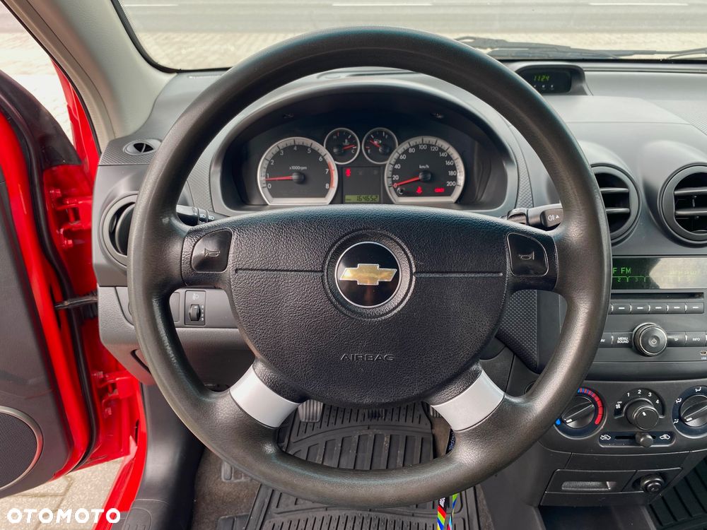 Chevrolet Aveo - 18
