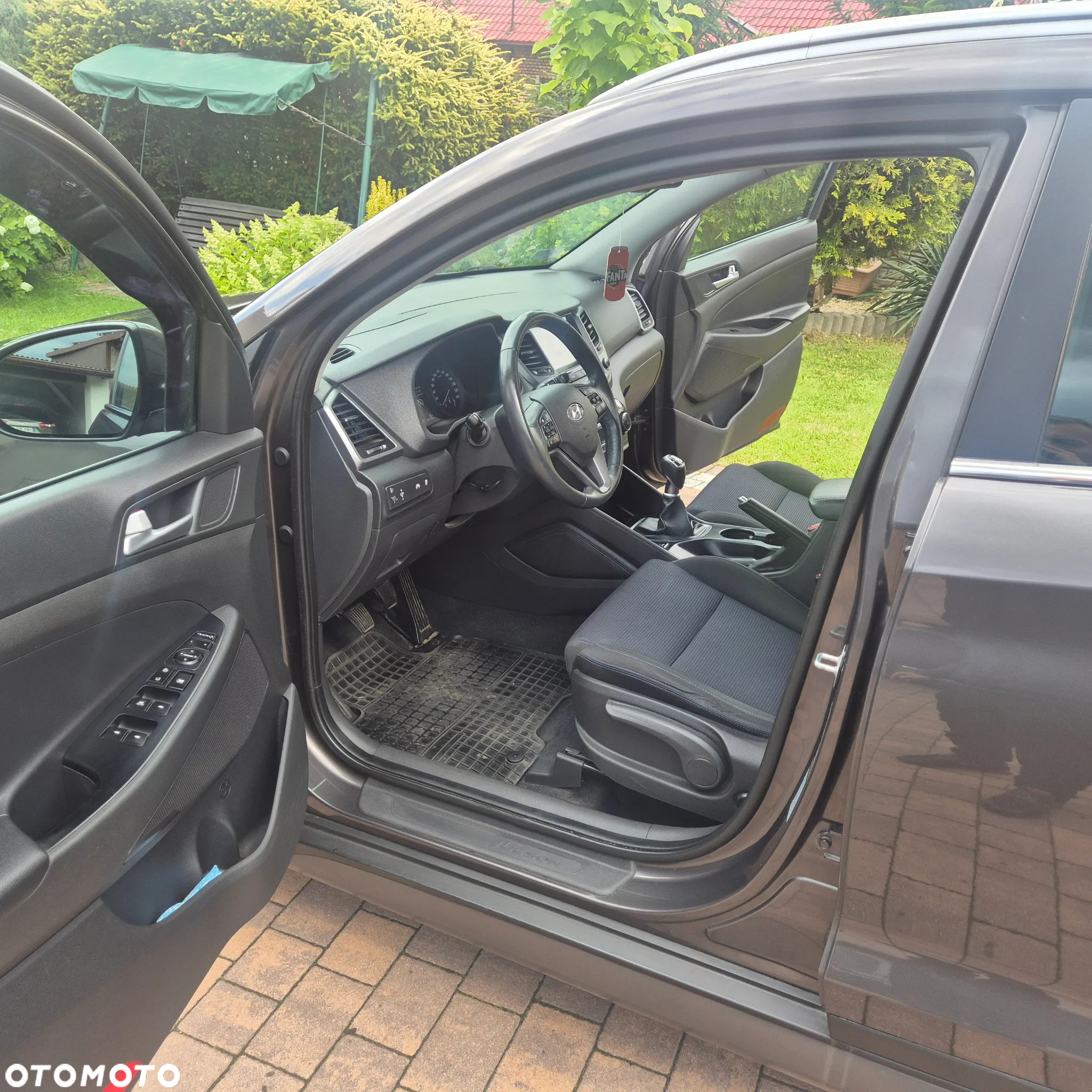 Hyundai Tucson 1.7 CRDI BlueDrive Comfort 2WD - 13