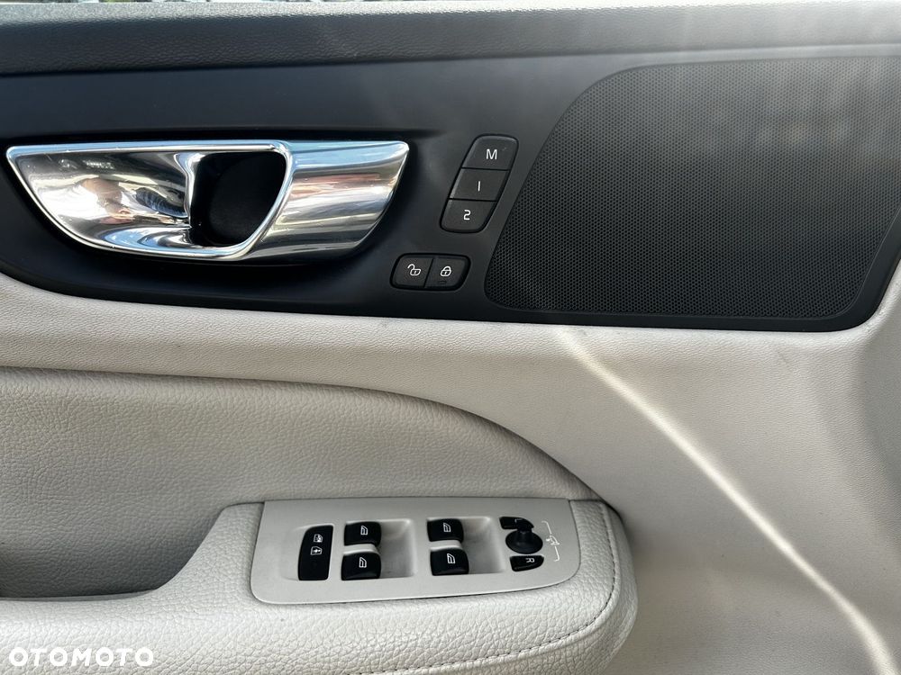 Volvo S60 - 18