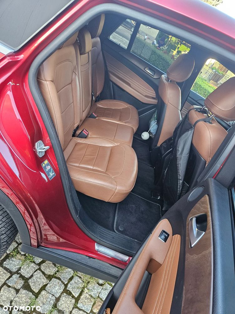 Mercedes-Benz GLE - 15