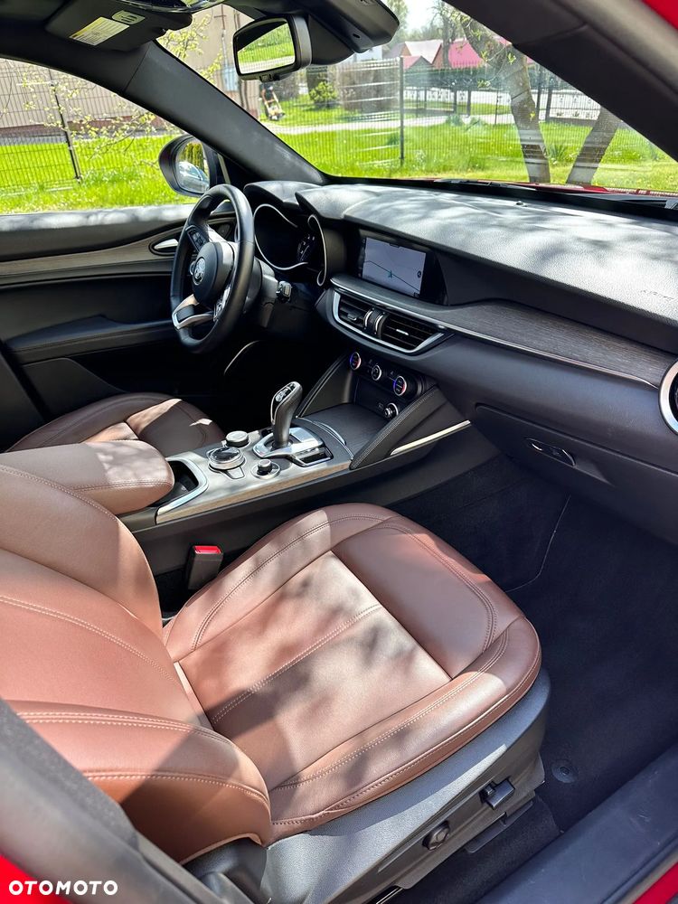 Alfa Romeo Stelvio 2.0 Turbo Veloce TI Q4 - 20