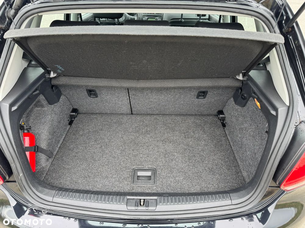 Volkswagen Polo - 11