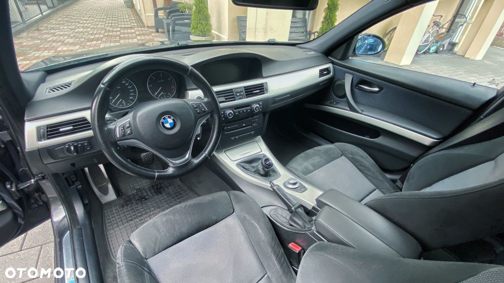 BMW Seria 3 320d DPF - 11