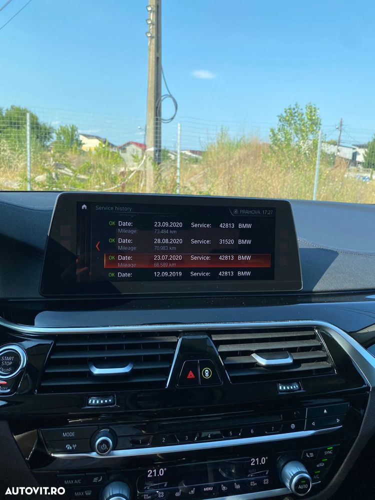 BMW Seria 5 540i xDrive AT - 33
