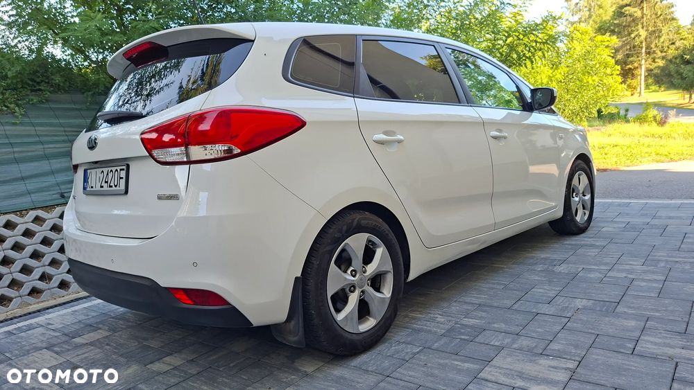 Kia Carens 1.7 CRDi XL 7os - 33