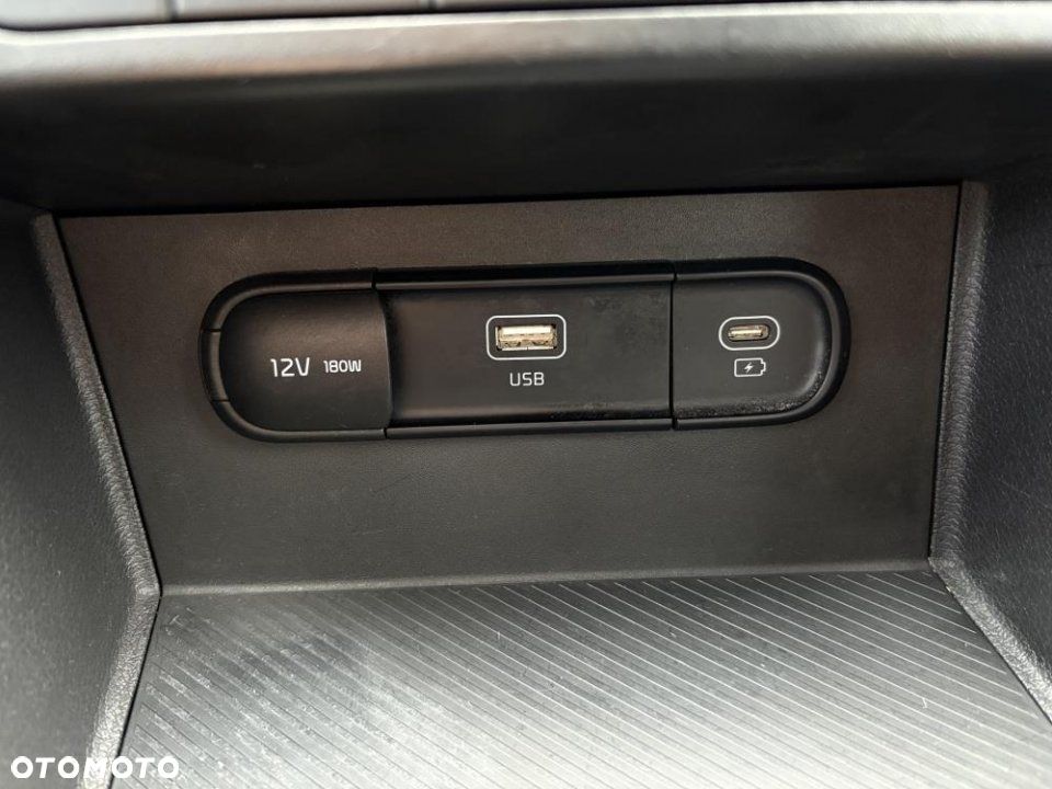 Kia Sportage - 4