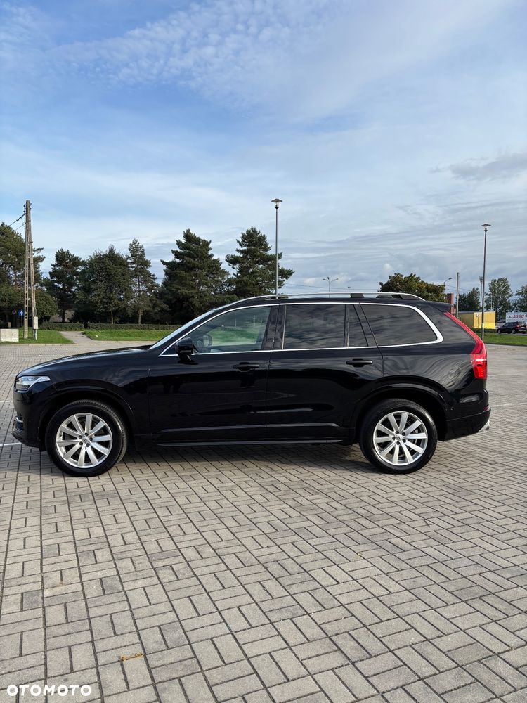Volvo XC 90 D5 AWD Momentum - 4