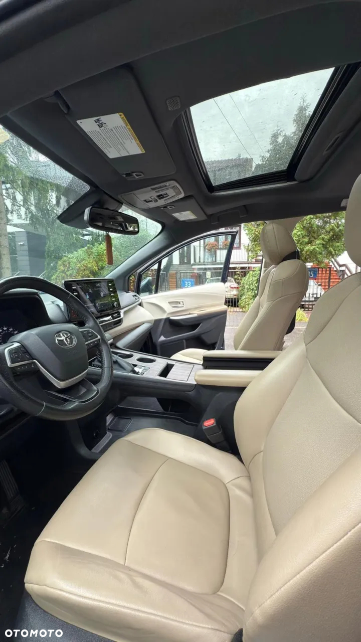 Toyota Sienna 3.5 V6 LE AWD - 18