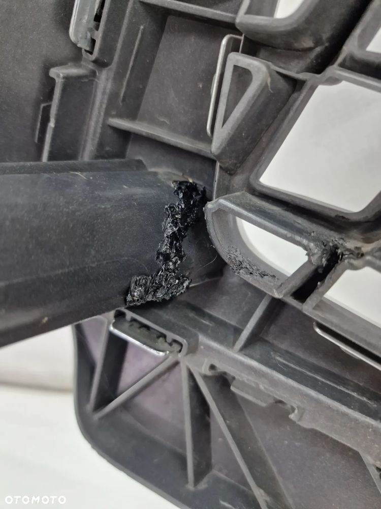 SEAT TARRACO 5FJ 18- ATRAPA / GRILL PRZEDNI PRZÓD , NR 5FJ853654E / 5FJ853651E , NR AUKCJI GL346 - 29