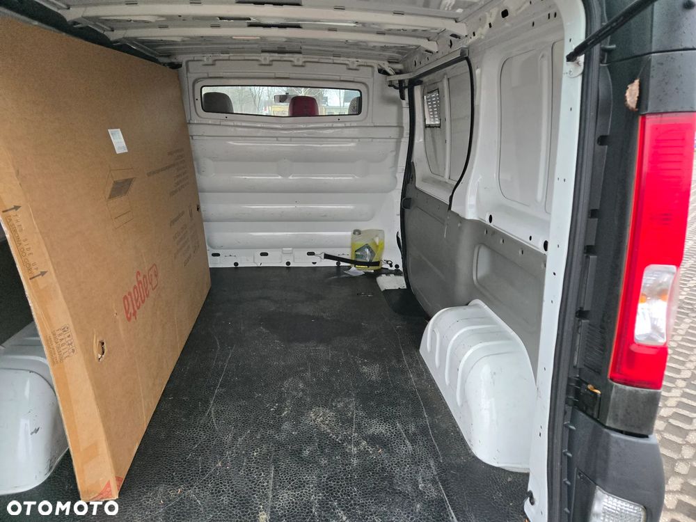 Renault TRAFIC - 9