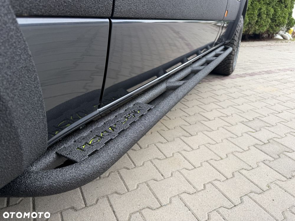 Mercedes-Benz Sprinter - 28