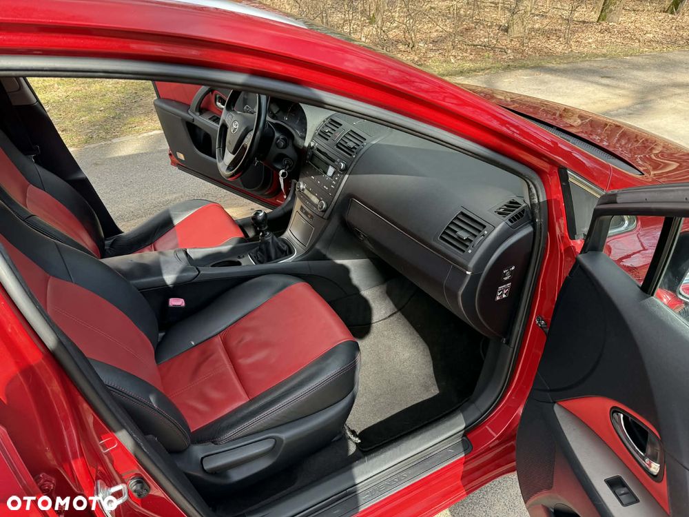 Toyota Avensis 1.8 Sol EU5 - 21