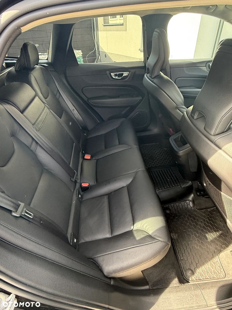 Volvo XC 60 D5 AWD Inscription - 13