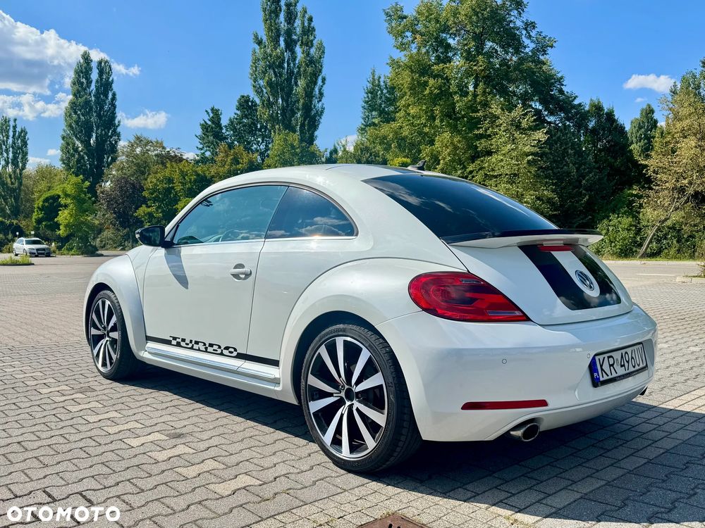 Volkswagen Beetle 2012 photo 2