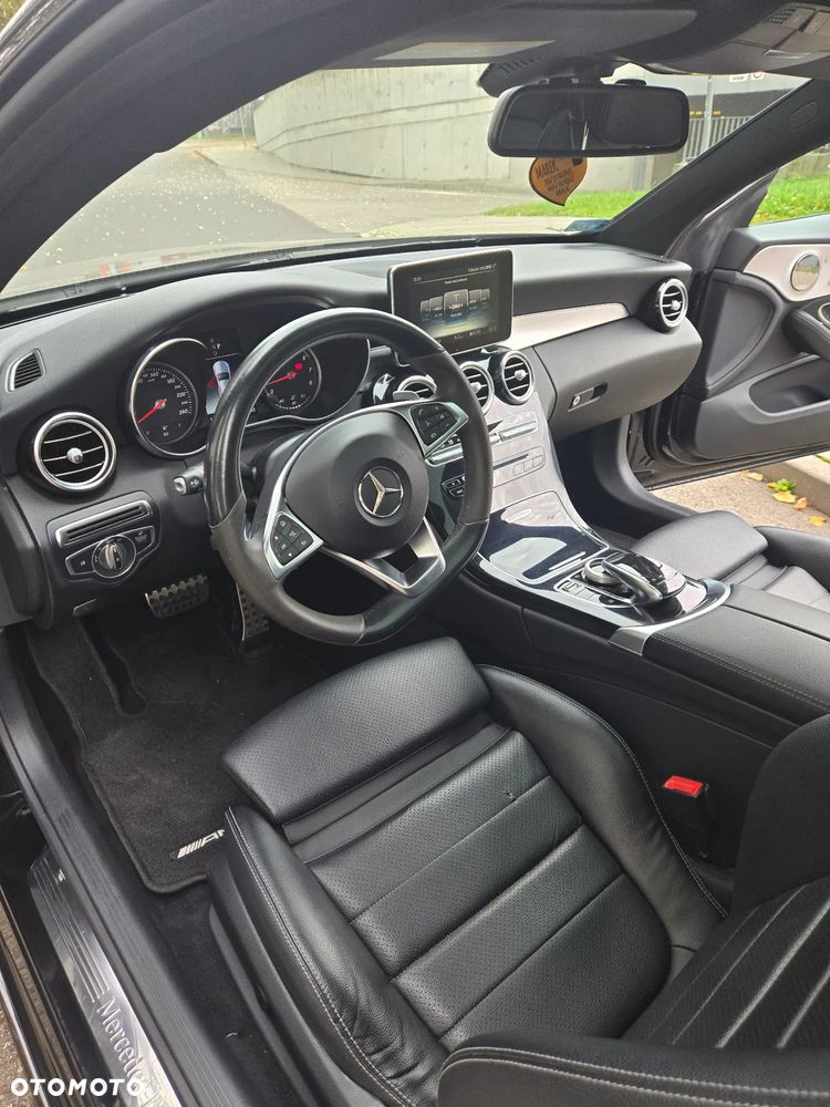 Mercedes-Benz Klasa C 300 Coupe 9G-TRONIC Night Edition - 10