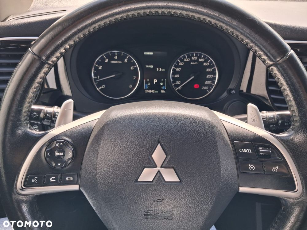 Mitsubishi Outlander 2.0 4WD CVT Edition+ - 8