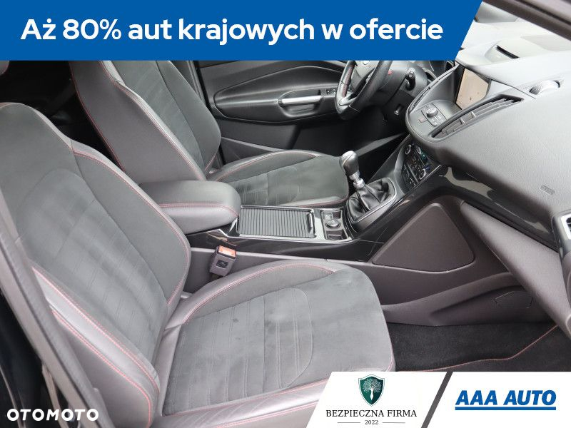 Ford Kuga - 10