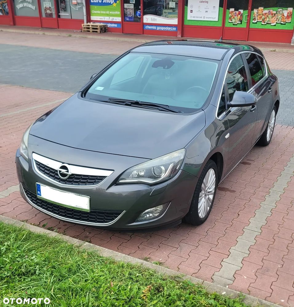 Opel Astra 1.7 CDTI DPF Cosmo - 2