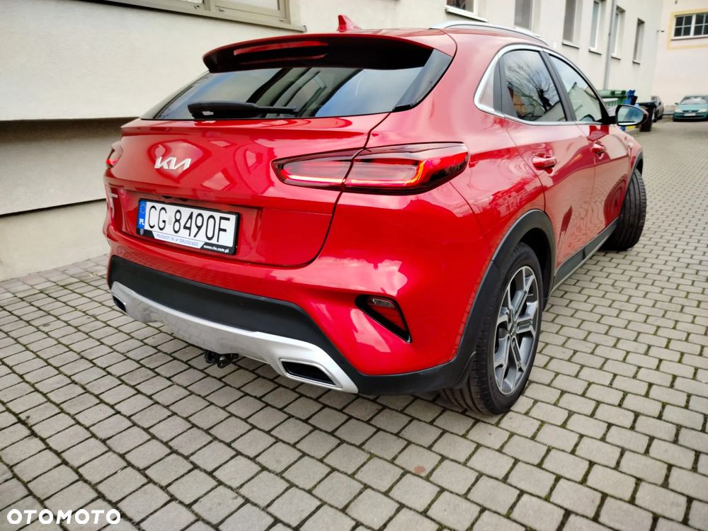 Kia XCeed 1.5 T-GDI M - 4
