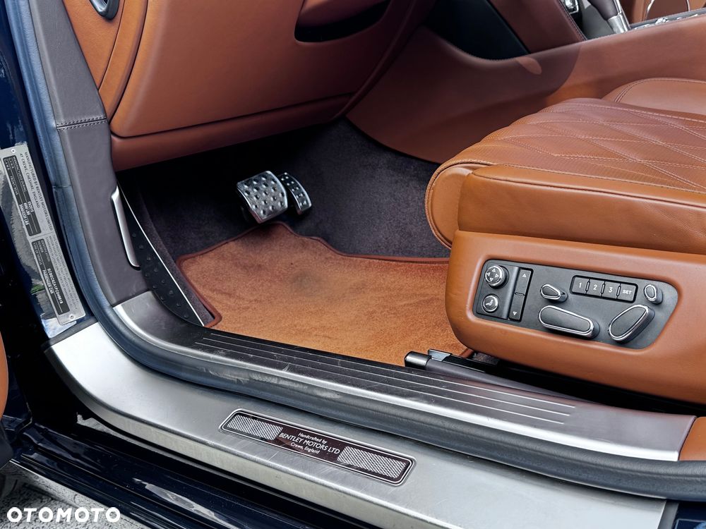 Bentley Flying Spur W12 - 15