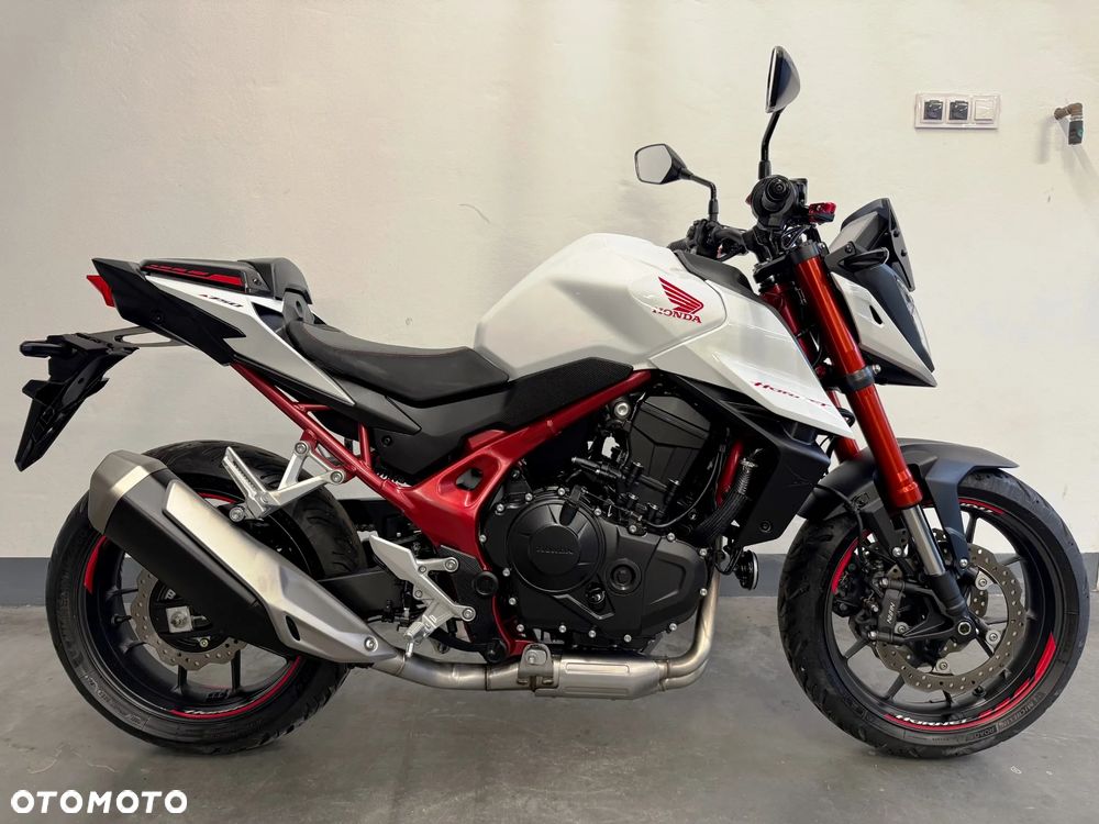 Honda Hornet - 2