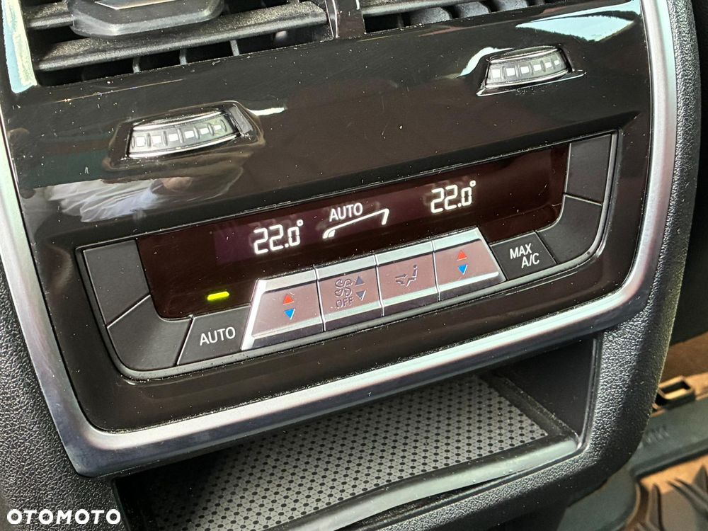 BMW X6 - 32