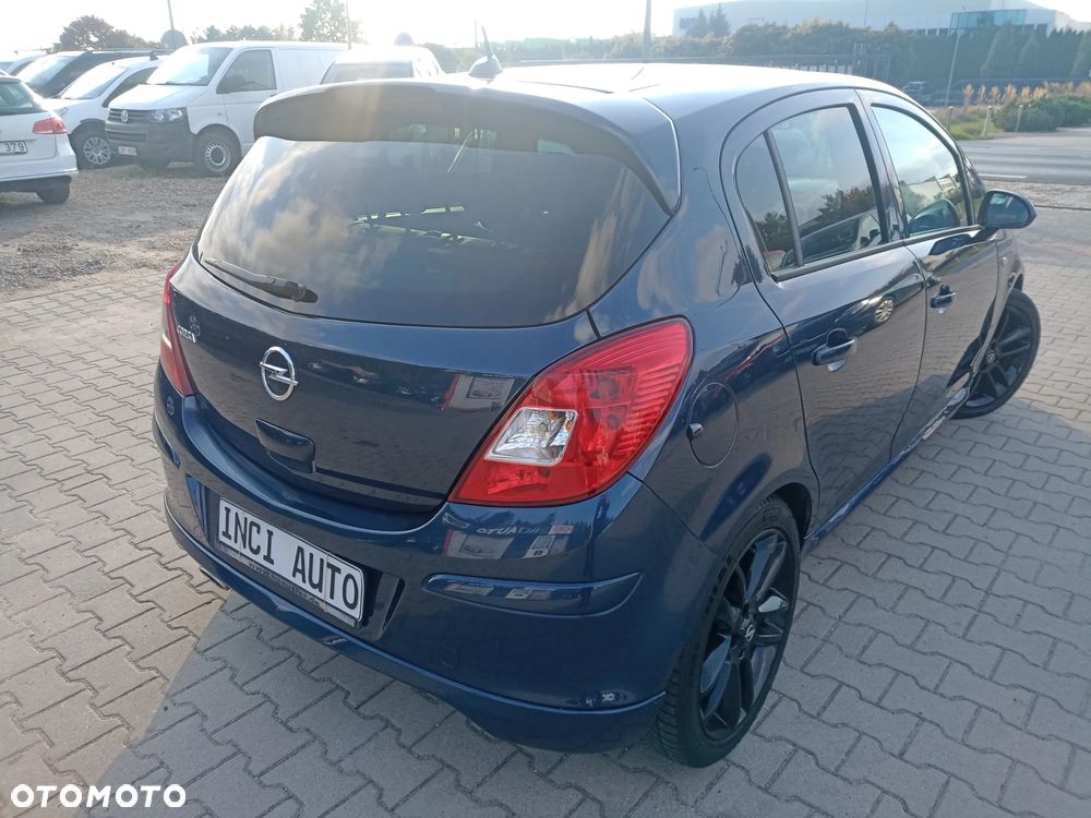 Opel Corsa 1.4 16V Edition 150 - 8