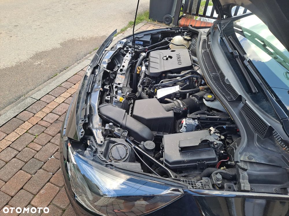 Opel Astra 1.4 Turbo Start/Stop Sports Tourer St Business Edition - 15