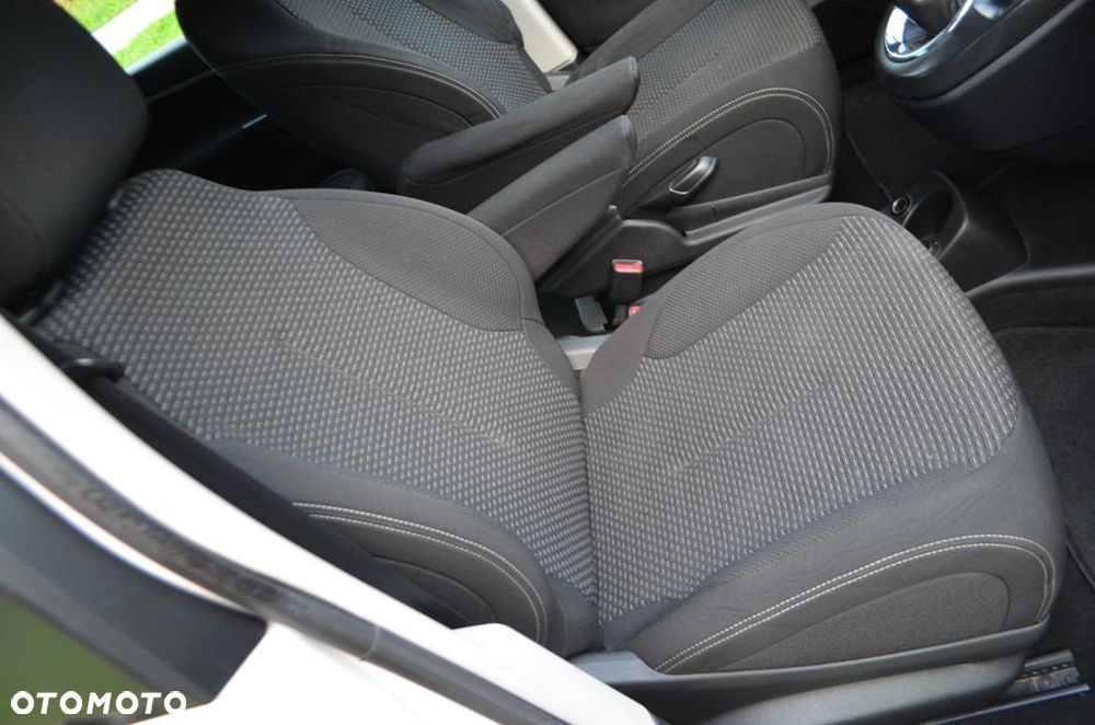Citroën C4 Picasso 1.6 HDi Selection - 23