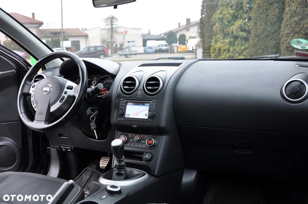 Nissan Qashqai+2 2.0 4x4 360 - 28
