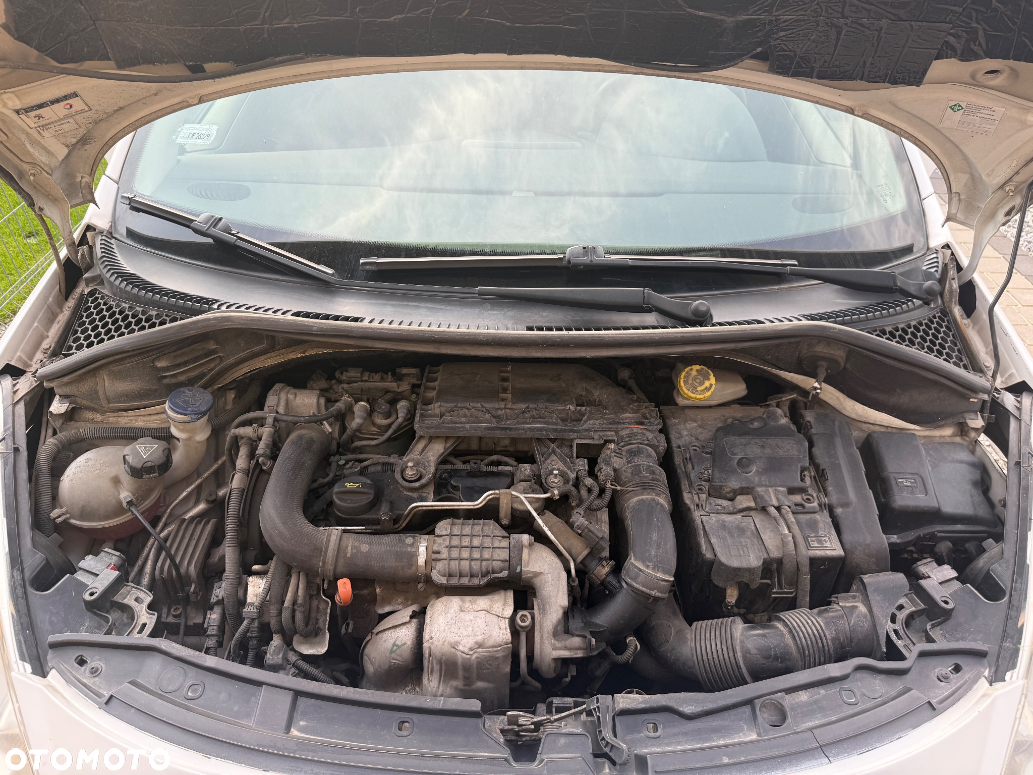 Peugeot 207 - 14