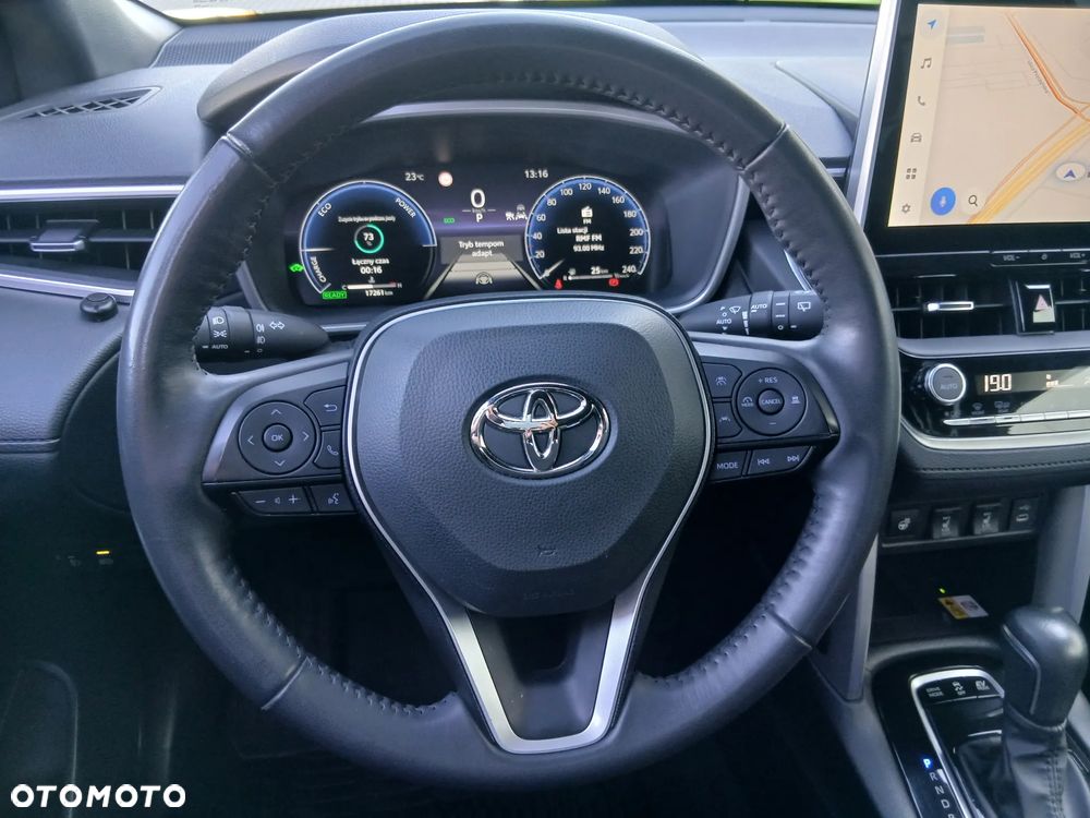 Toyota Corolla Cross - 18