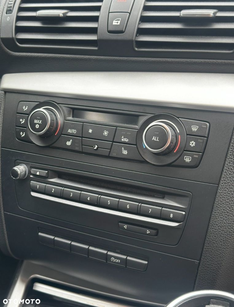 BMW Seria 1 120d - 8
