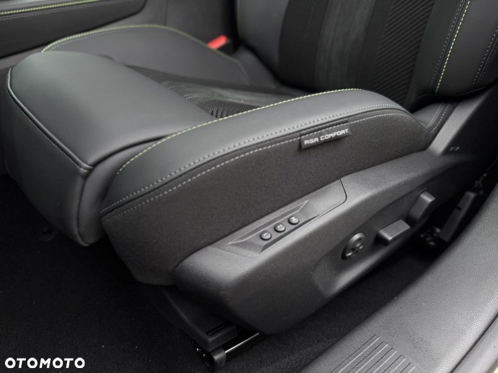 Peugeot 408 - 18