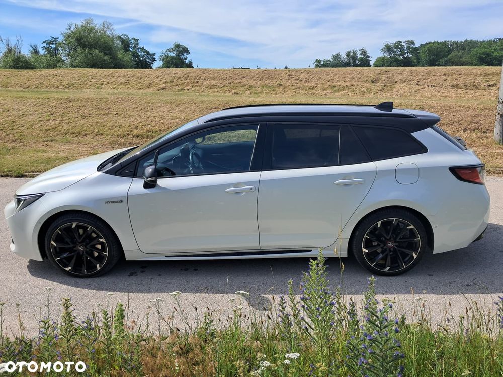 Toyota Corolla 2.0 Hybrid GR Sport - 10